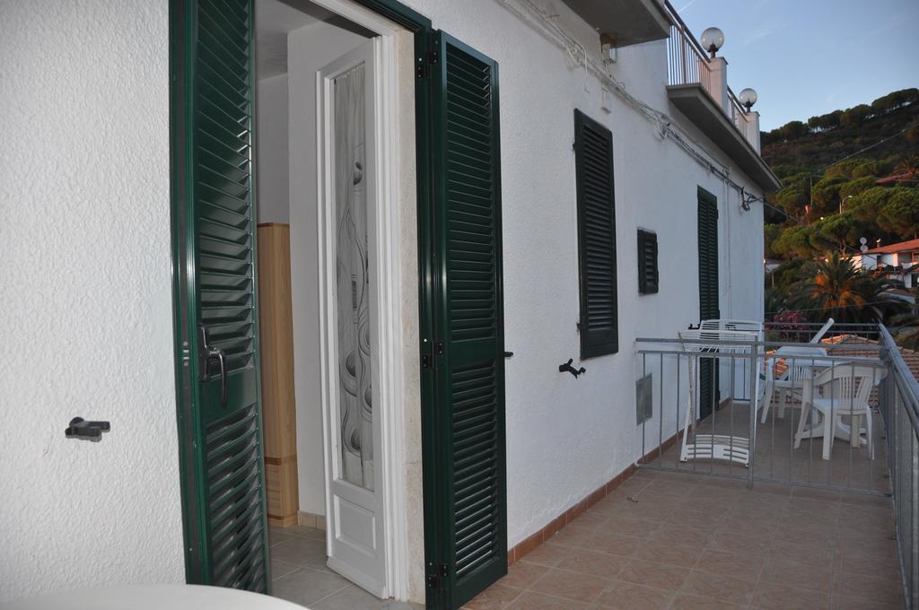 Appartamenti Villa Miramare Capoliveri  Exteriör bild