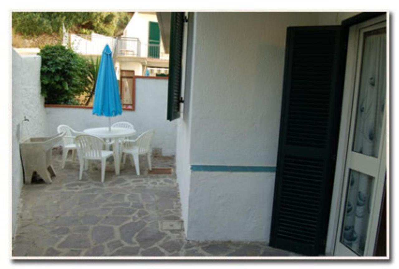 Appartamenti Villa Miramare Capoliveri  Exteriör bild